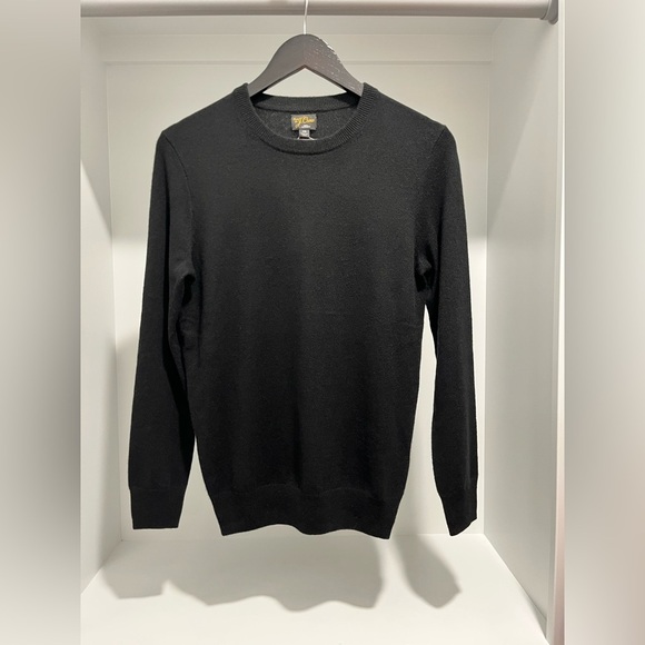 J Crew Mens Cashmere Sweater XS in Black Midweight Crewneck Luxury Classic $158 - Picture 6 of 11